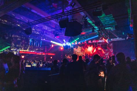 Clubs .